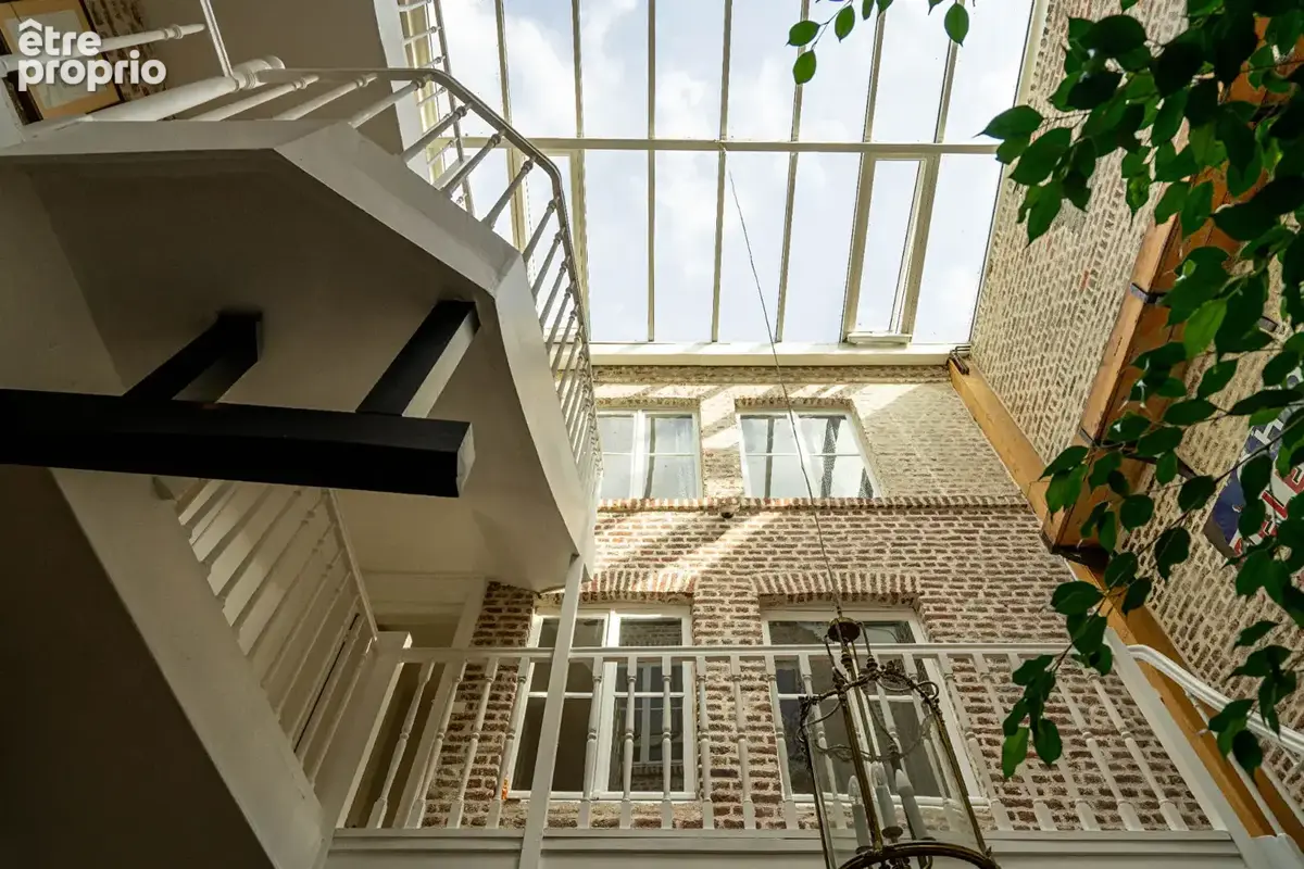 Demeure de prestige - Vieux-Lille - 230 m² - photo 6