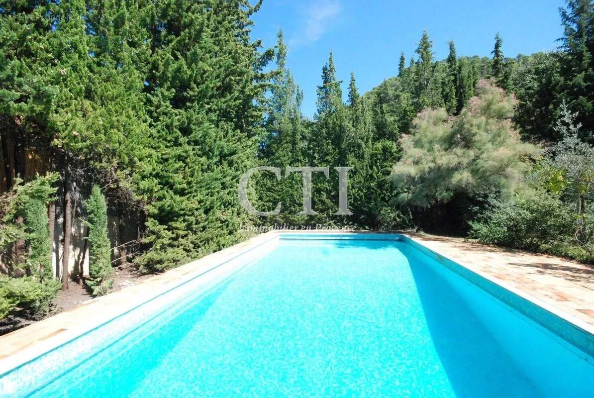 Maison à VAISON-LA-ROMAINE