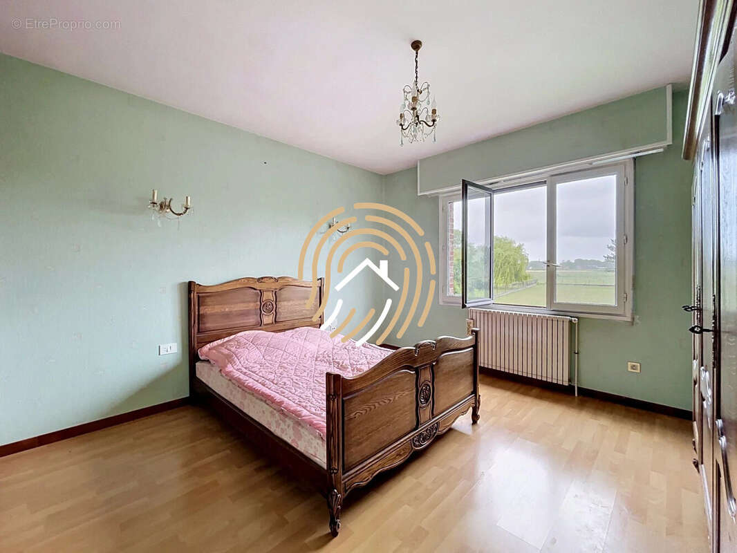 Maison 157 m² à Raimbeaucourt  - photo 9