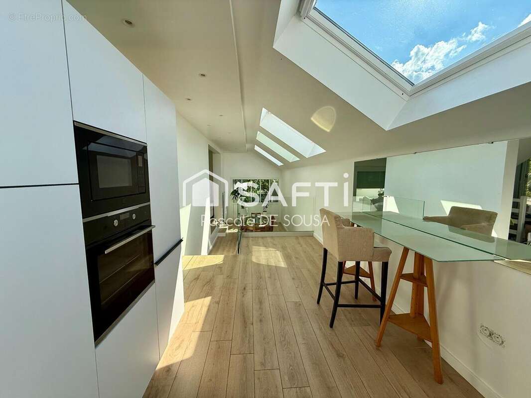 Photo 8 - Maison à RUEIL-MALMAISON