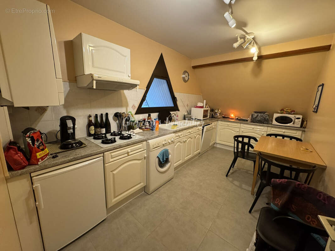 Appartement à EQUEMAUVILLE