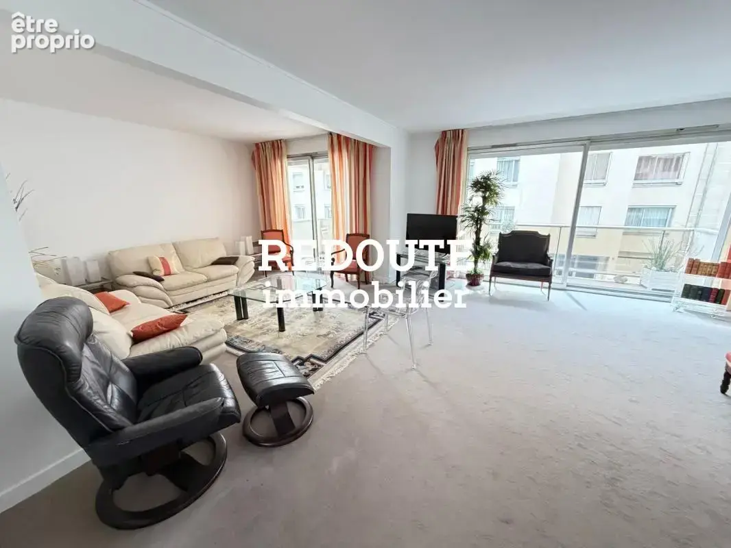 Reims - centre ville - appartement t5 , balcon, box - photo 2