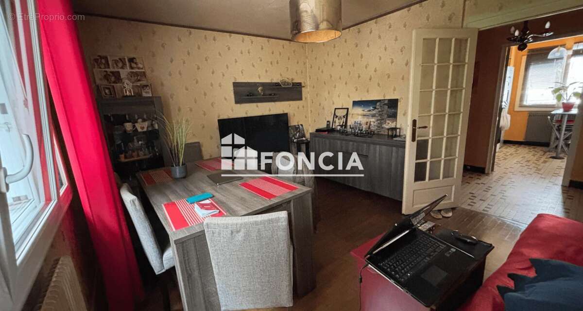 Appartement à VENISSIEUX