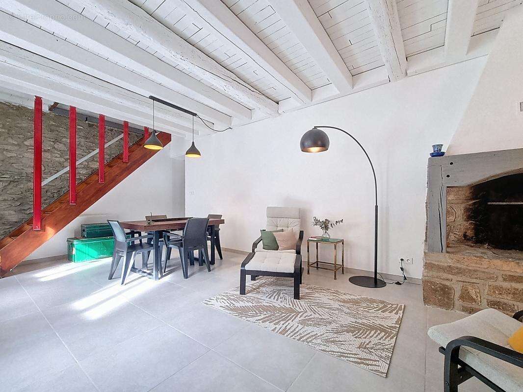 Maison à CESSERAS