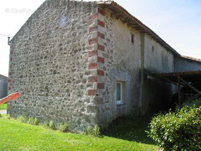 Mison de campagne à rénover - photo 2