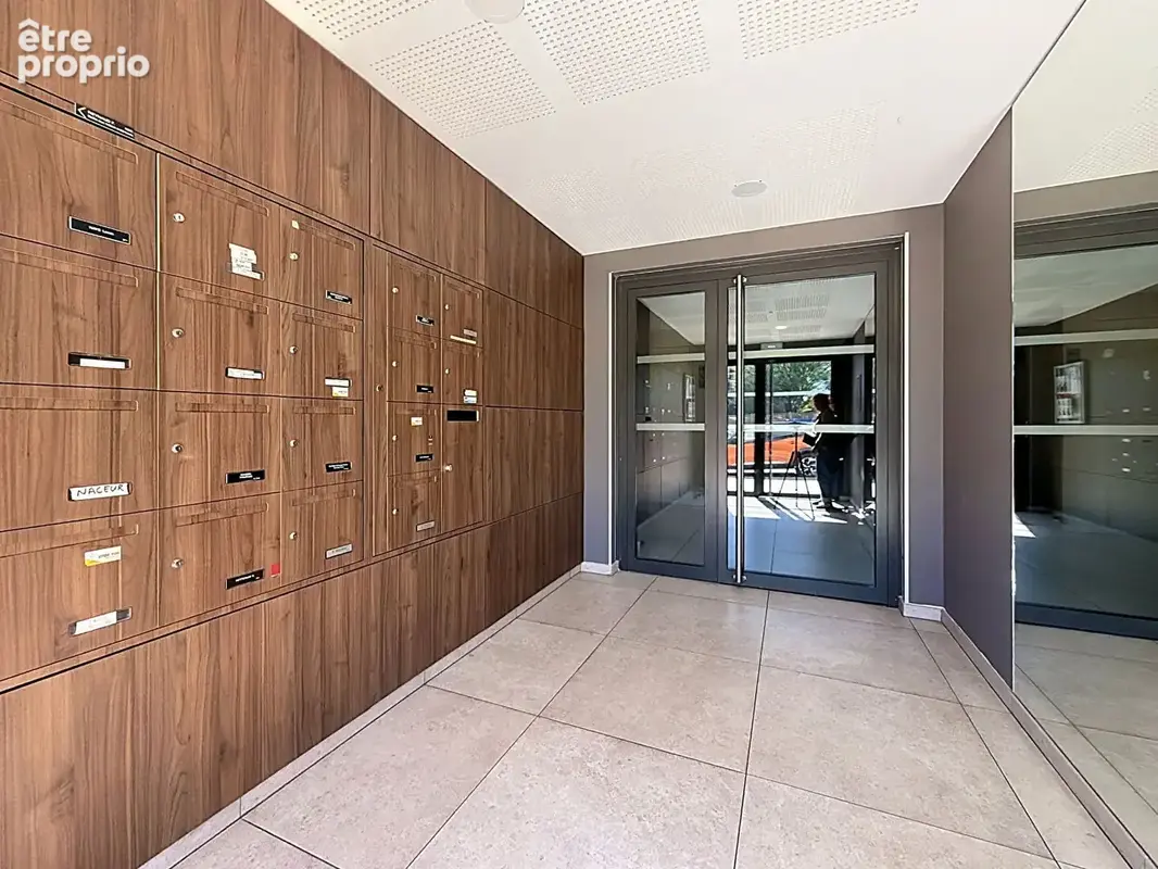 Appartement  lumineux T3, 73m2 +  grand balcon + garage double - photo 8
