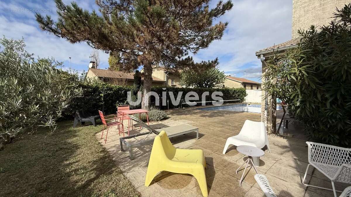 Maison à BOURG-LES-VALENCE