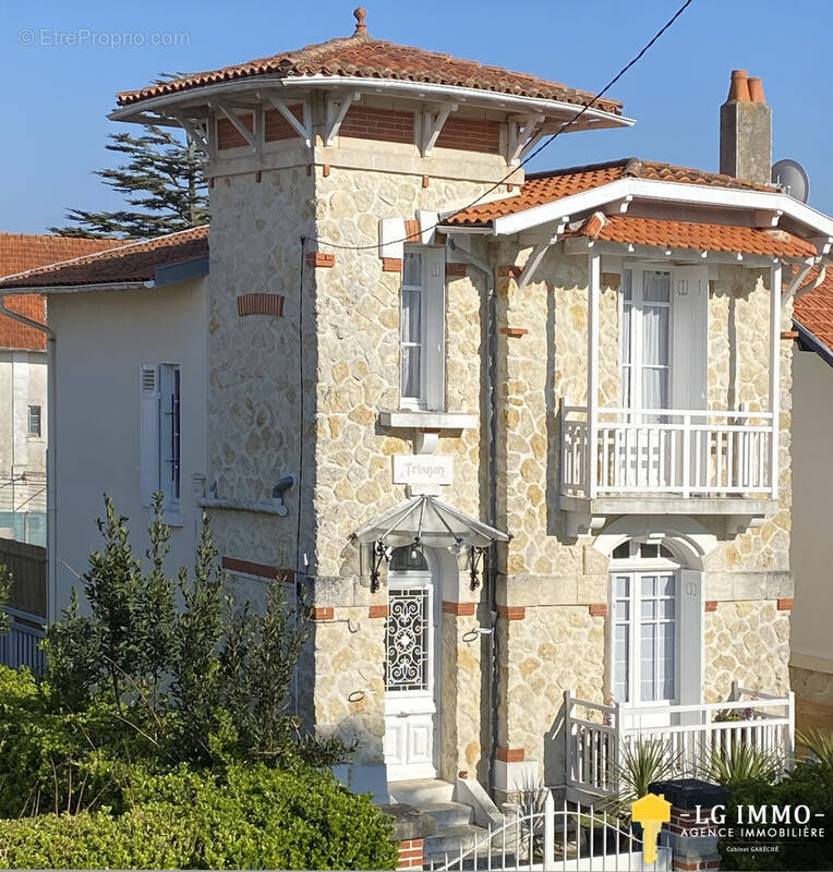 Maison à SAINT-GEORGES-DE-DIDONNE