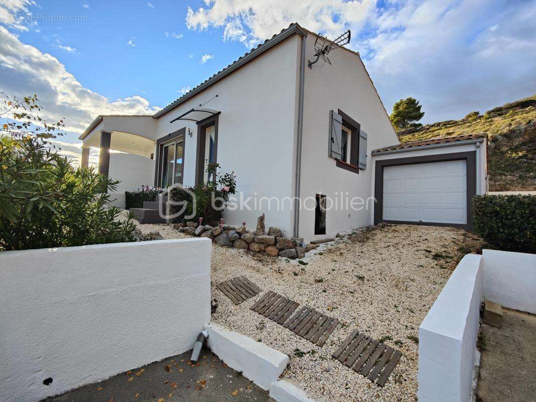 Maison à MONTREDON-DES-CORBIERES