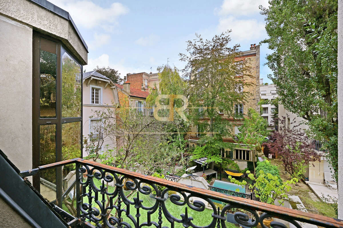 Maison à NEUILLY-SUR-SEINE