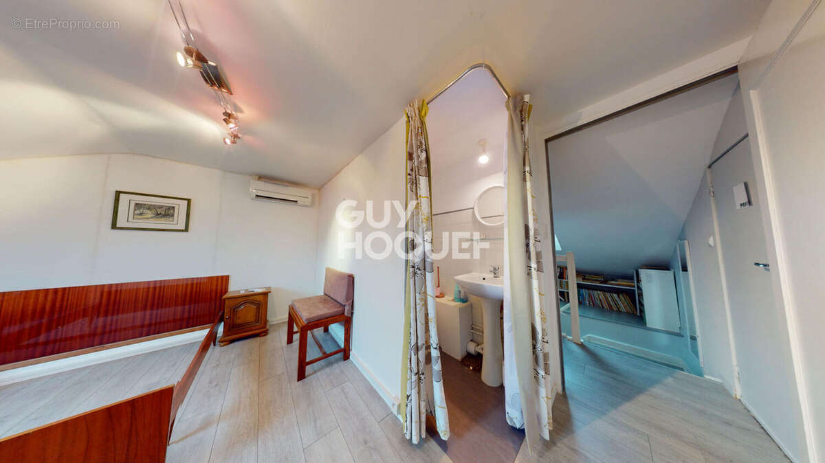Maison familiale avec jardin arboré et 5 chambres - photo 16