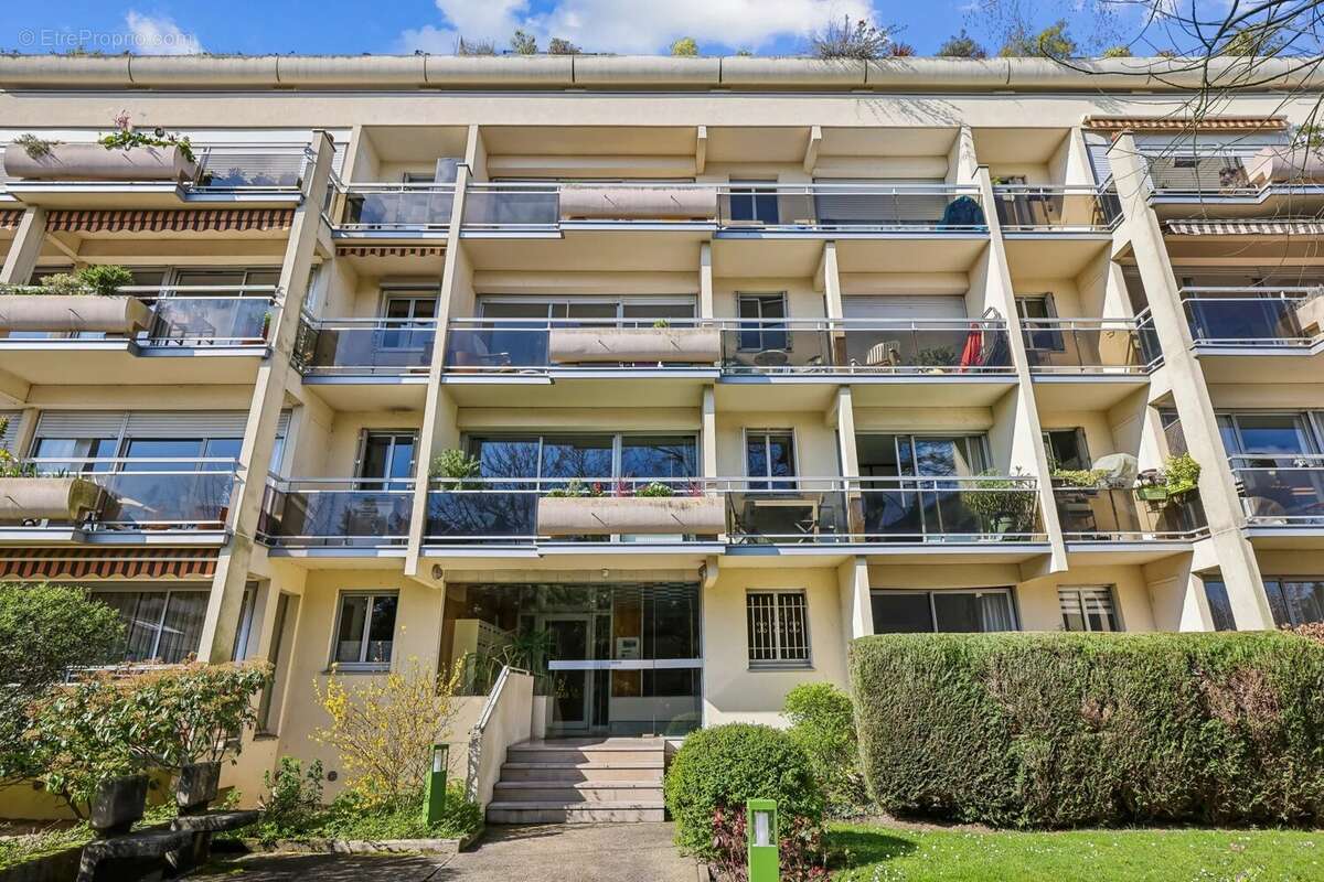 Appartement à SAINT-MAUR-DES-FOSSES