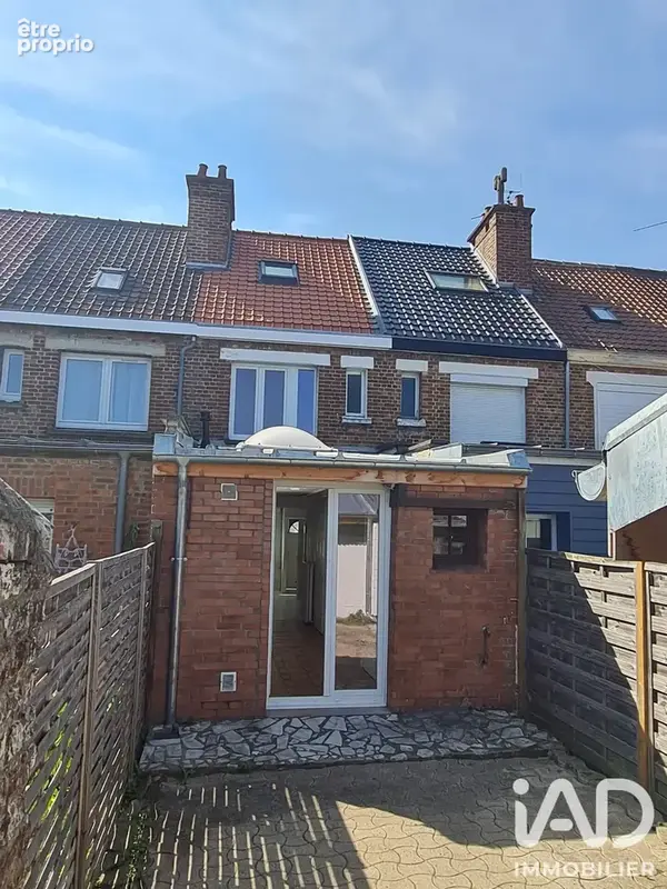 Photo 1 - Maison à HOUPLINES