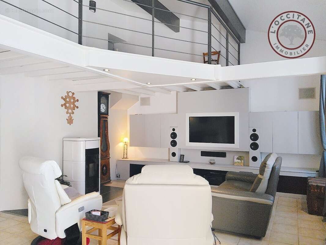 Maison à MAUVEZIN
