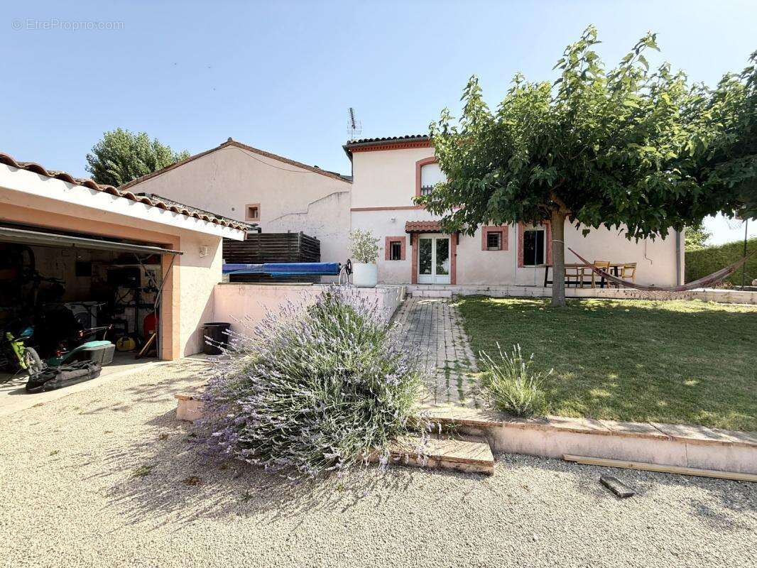 Maison à CASTELSARRASIN