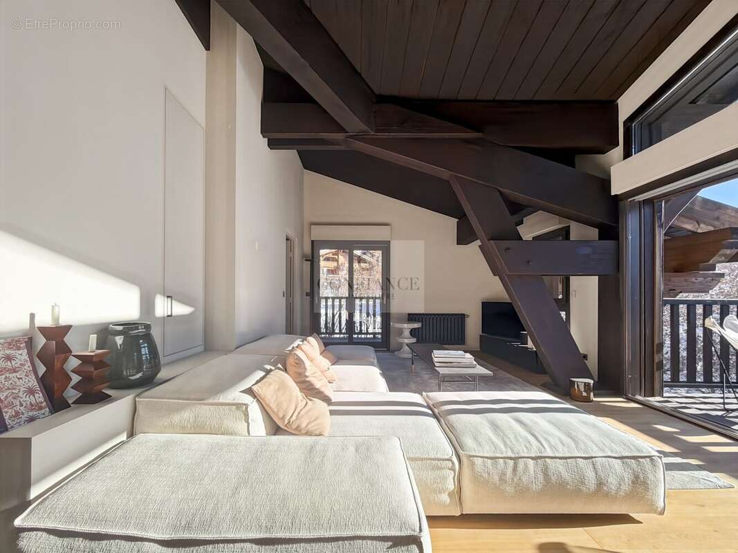 Appartement à SAINT-ETIENNE-DE-TINEE