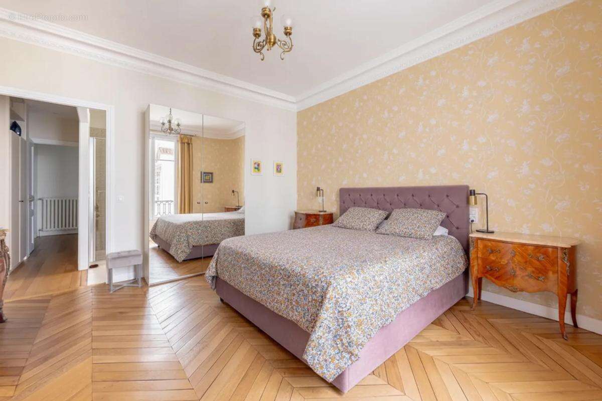 Bel haussmannien de 112 m² à Neuilly-sur-Seine - photo 11