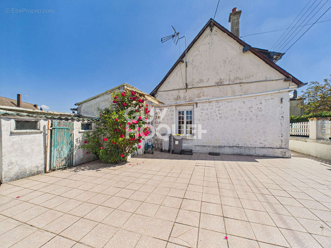 Maison à SAINT-PIERRE-LES-ELBEUF