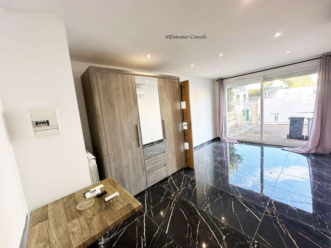 Maison à VILLENEUVE-LOUBET