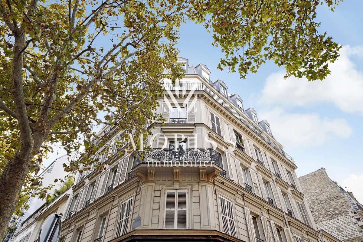 Appartement à PARIS-17E