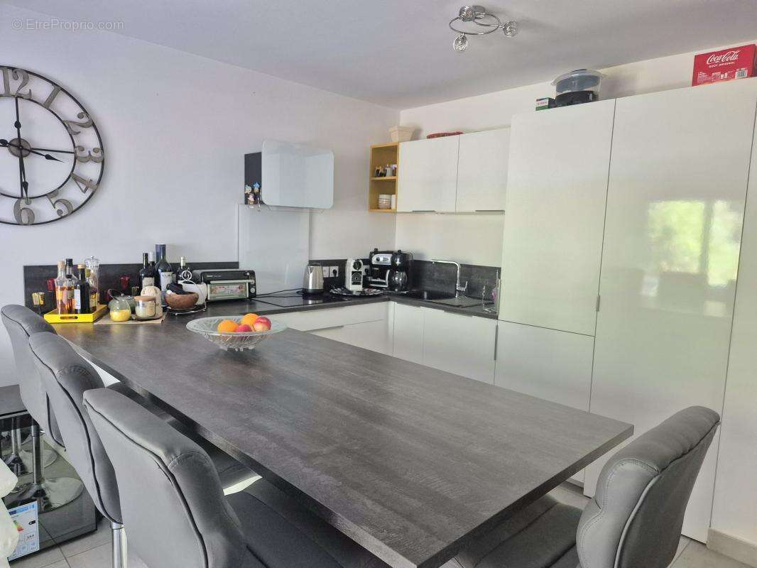 Appartement à LA COLLE-SUR-LOUP