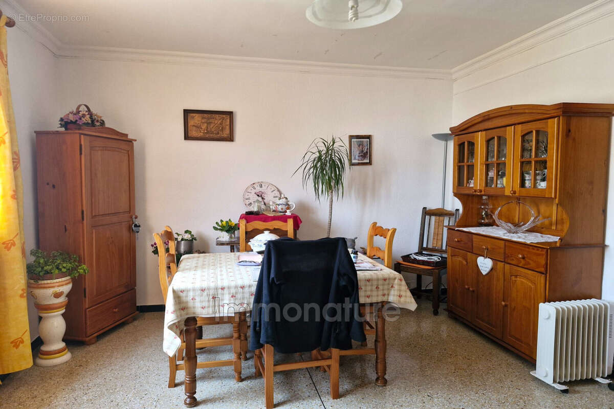 Appartement à GANGES