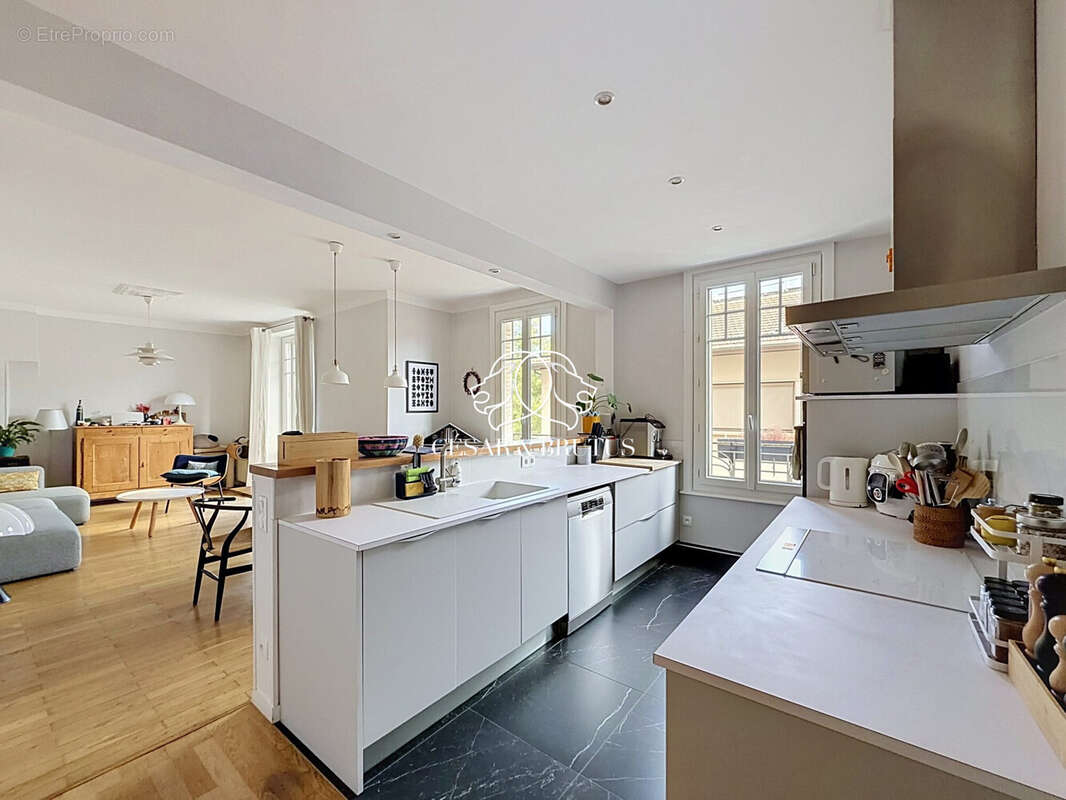 Appartement à LYON-5E