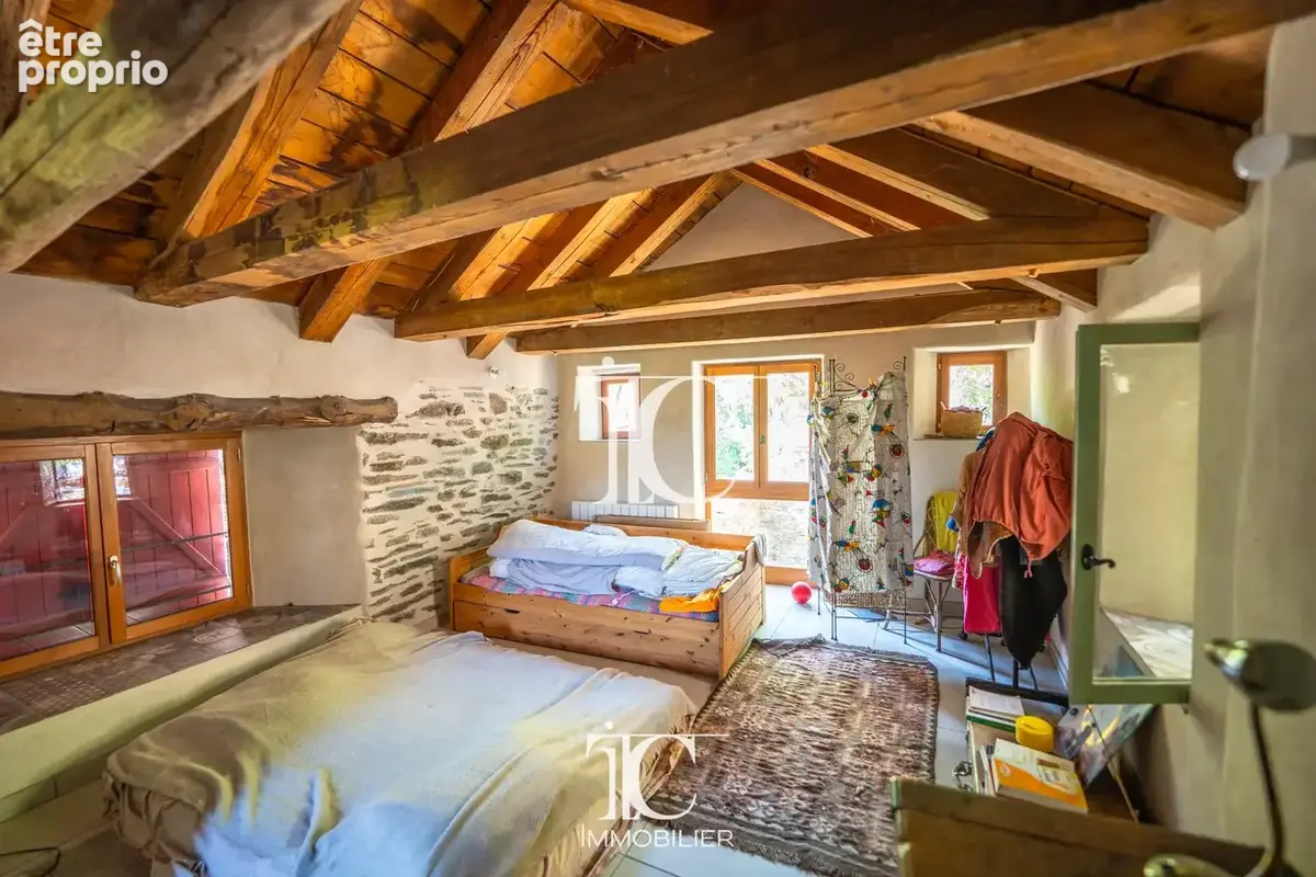 Mas de hameau du xviiieme siècle  100 m² habitables  4 chambres  terrain 340 m²  à 25 min des vans - photo 14