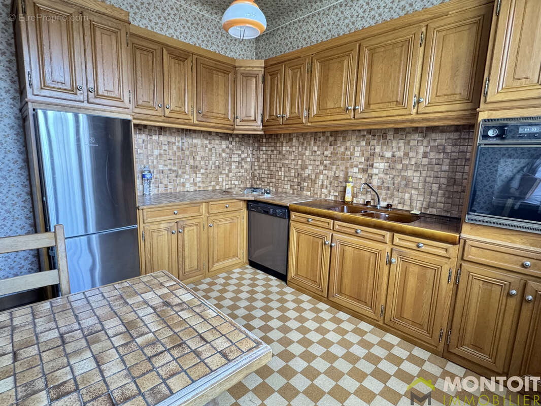 Maison à THIAIS