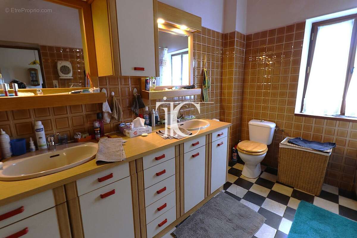 Maison à SAINT-AMBROIX