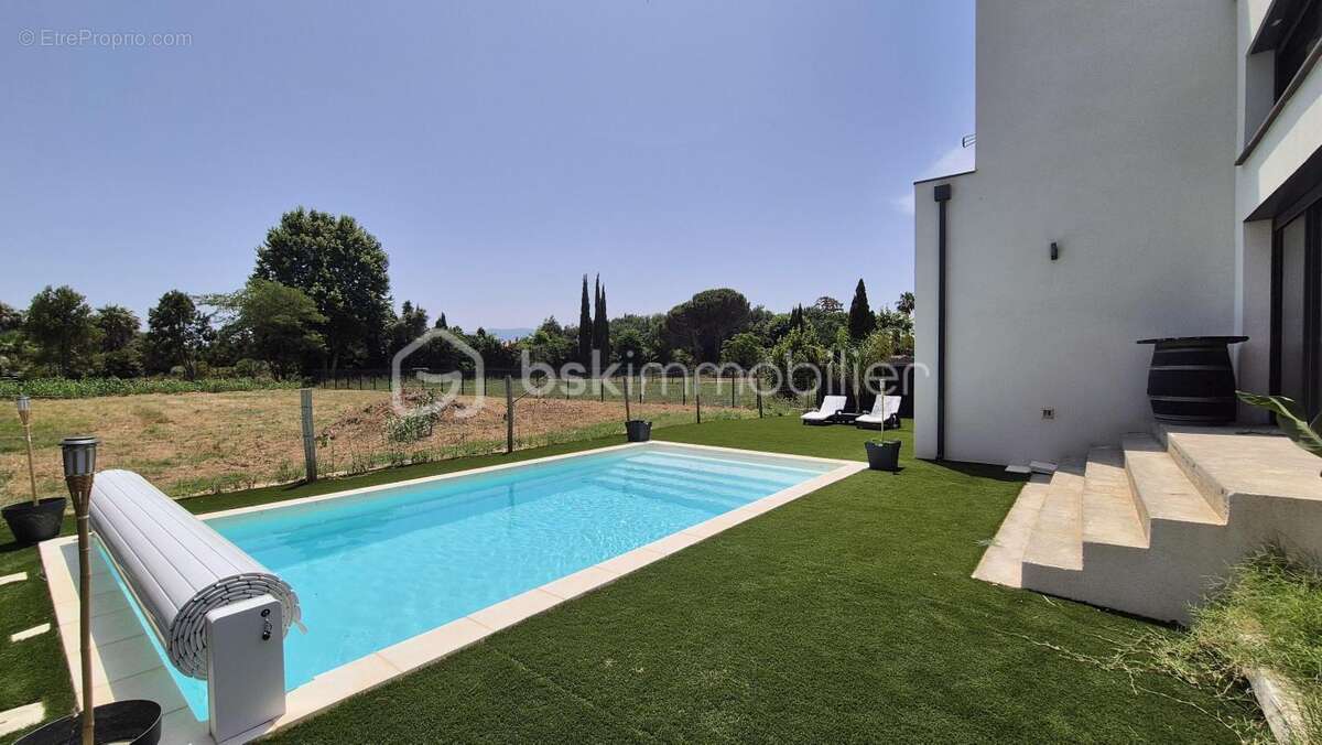 Maison à SAINT-CYPRIEN