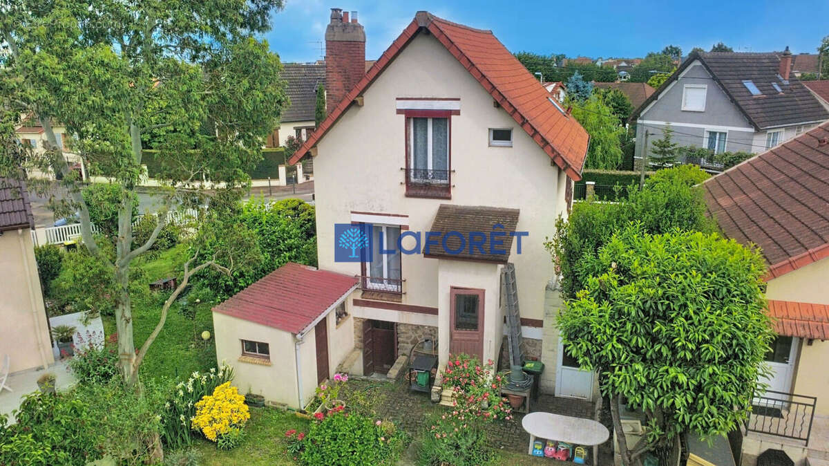 Maison à SAVIGNY-SUR-ORGE