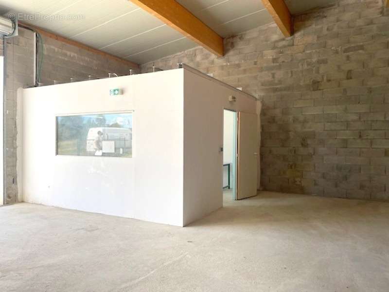 Commerce à MONT-DE-MARSAN