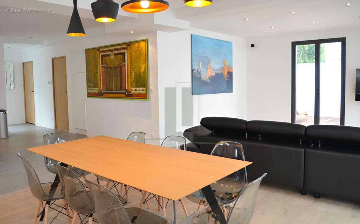 Villa contemporaine de180 m² avec piscine, quartier calme - photo 6
