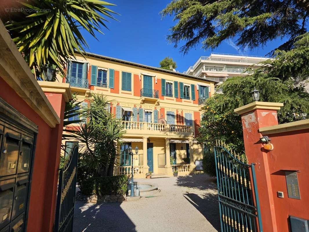 Appartement à NICE