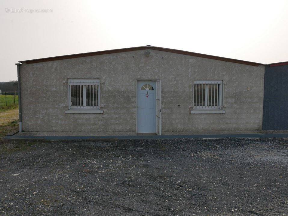 Commerce à SAINT-GERMAIN-DES-PRES