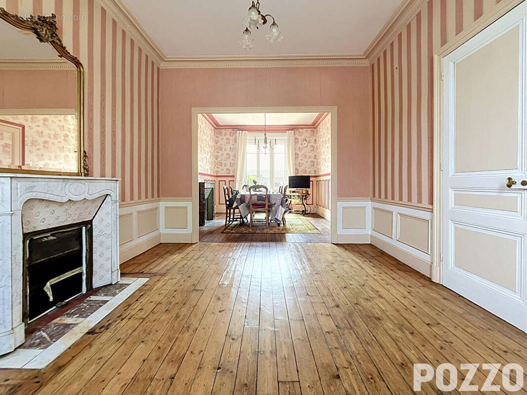 A vendre, maison bourgeoise de 3 pieces à vire normandie (14500) - photo 4