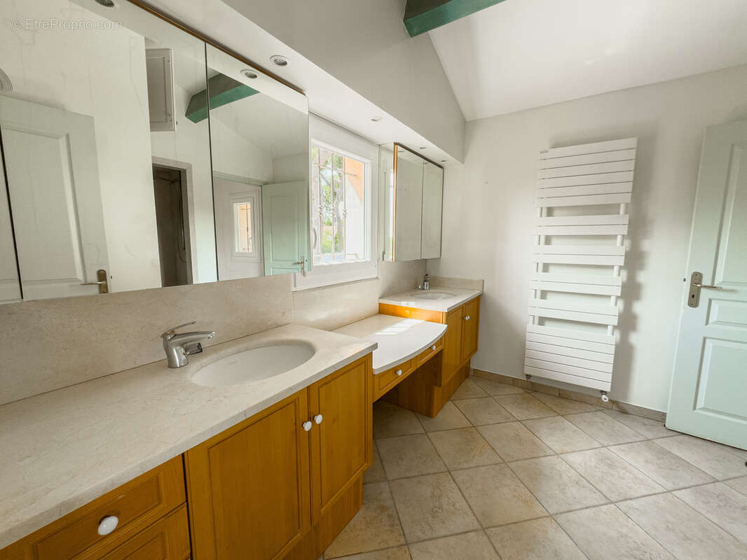 Maison à CARRY-LE-ROUET