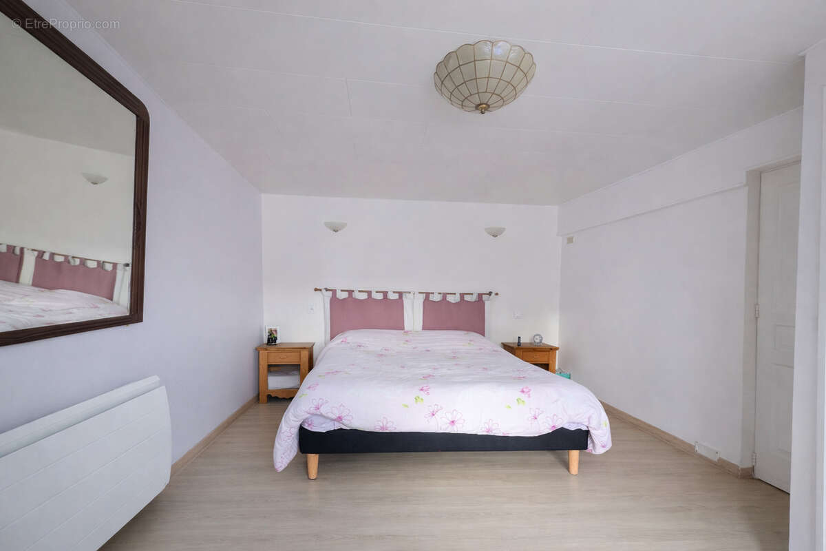 Maison à SAINT-CREPIN-IBOUVILLERS