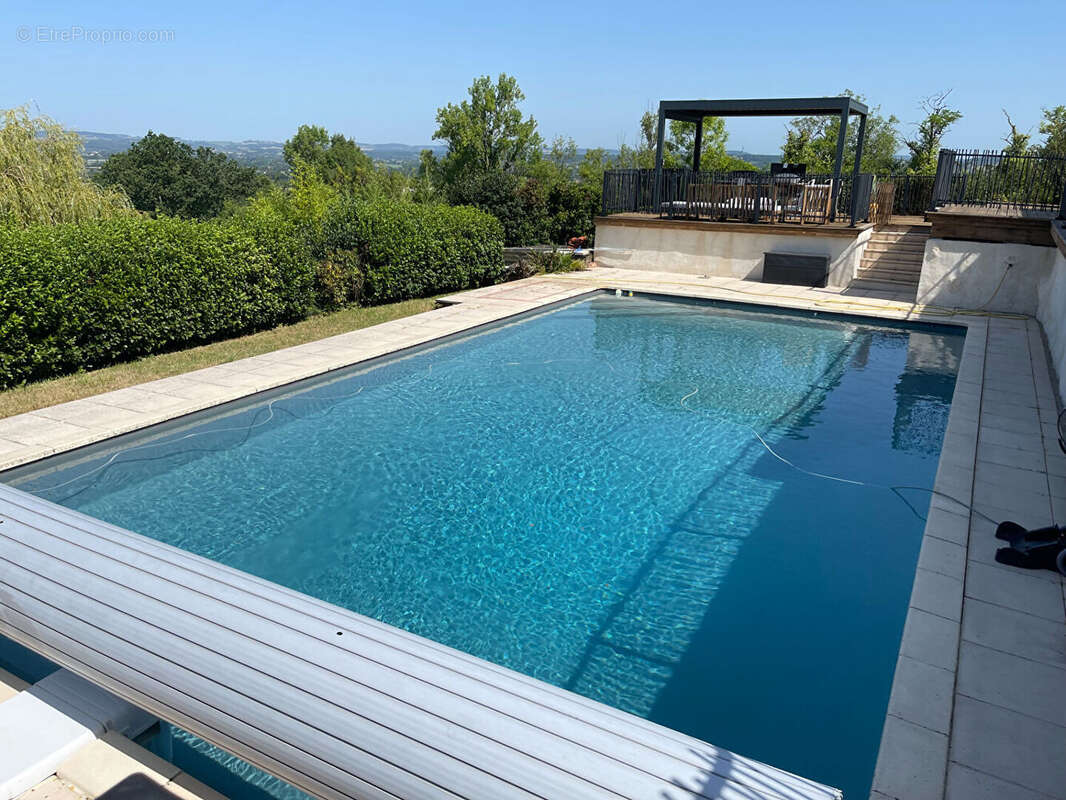 Maison Pujols 200m2 AVEC PISCINE ET VUE. Vous recherchez de la vue au calme dans un des plus beaux villages de France ? Ne cherc - photo 12