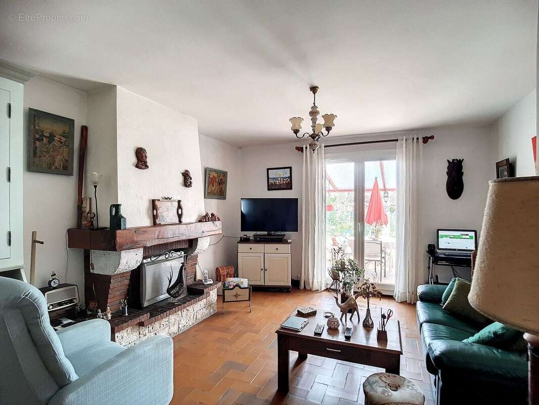 Maison à CHALETTE-SUR-LOING