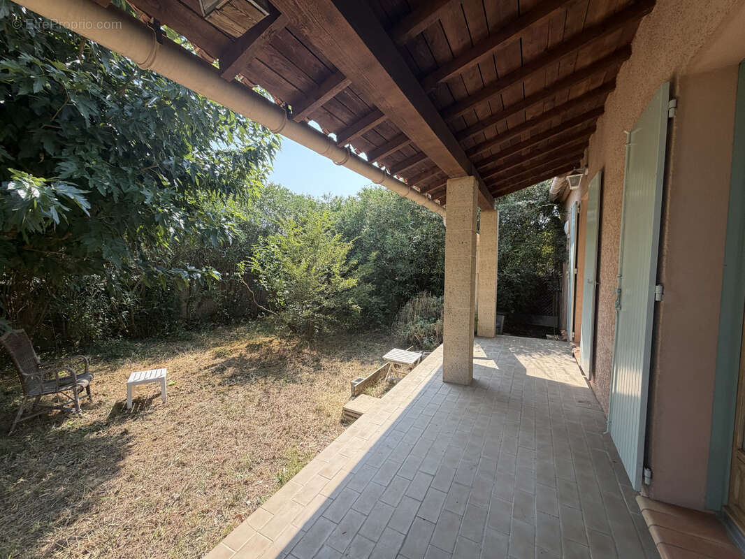 Maison de plain-pied proche centre village à pieds - photo 2