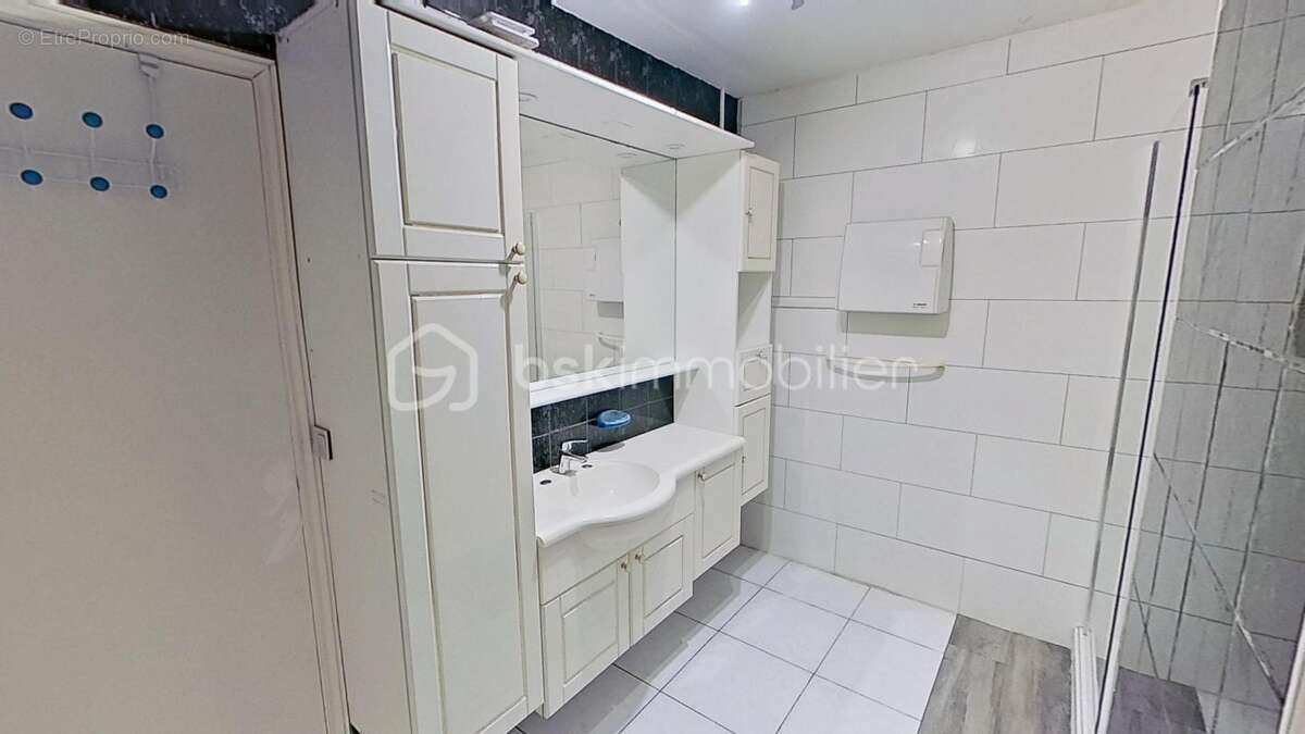 LORIENT Quartier Nouvelle Ville (56100) - Appartement de caractère de 94 m² avec terrasse et cave - photo 14