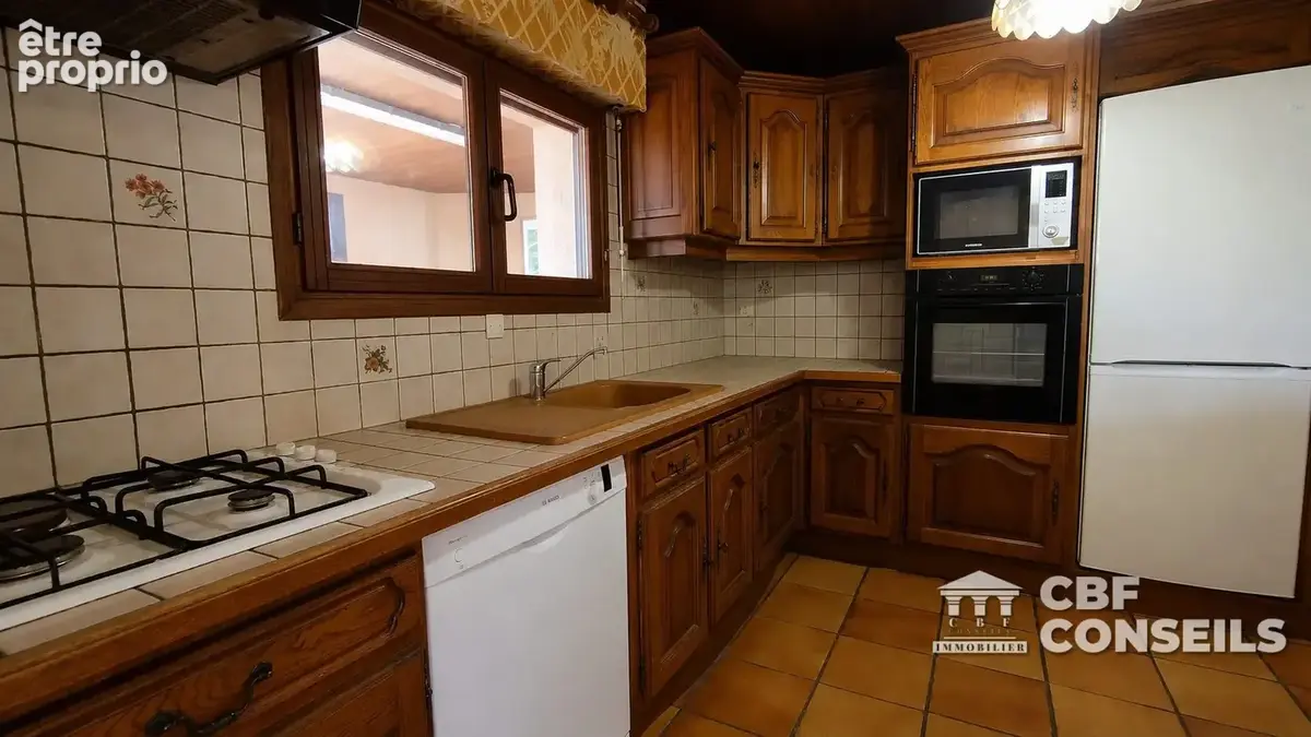 Maison 6 pièces 177 m² à vendre à Veyre-Monton (63960) - photo 6