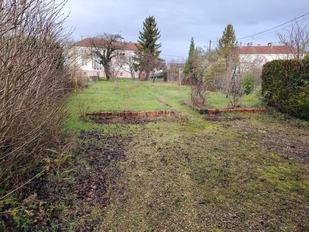 Photo 9 - Maison à FONTAINE-LES-GRES