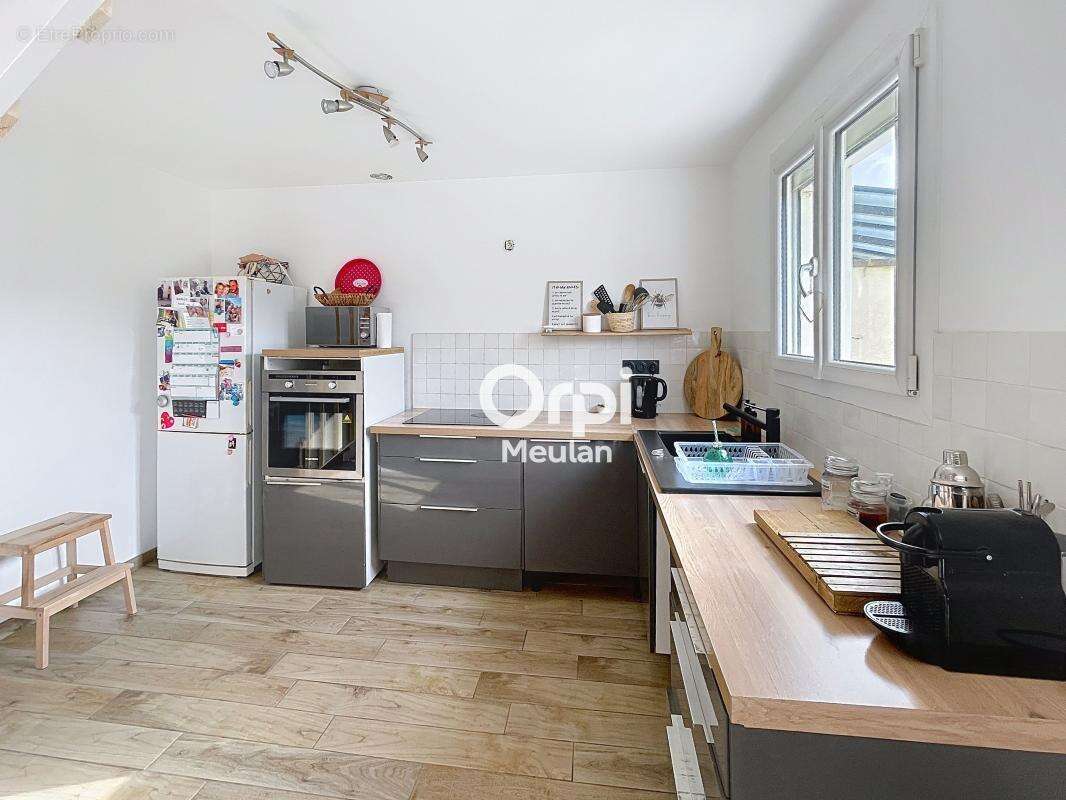 Maison à LES MUREAUX