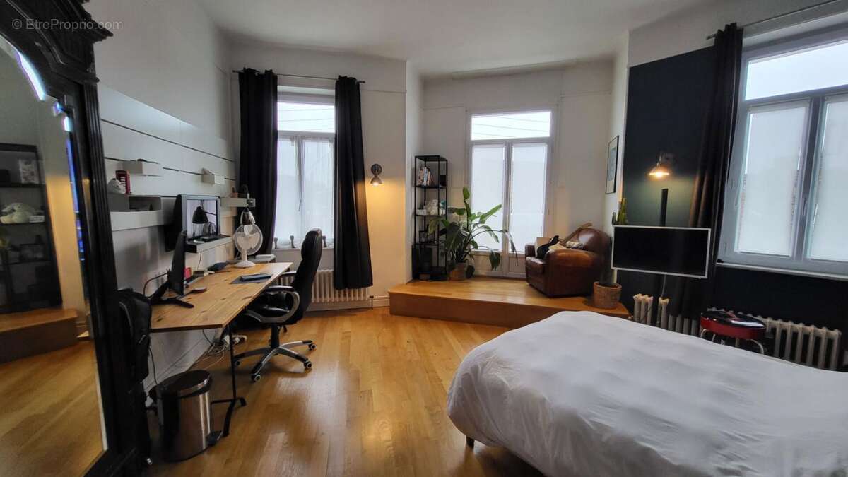 Maison à SAINT-QUENTIN