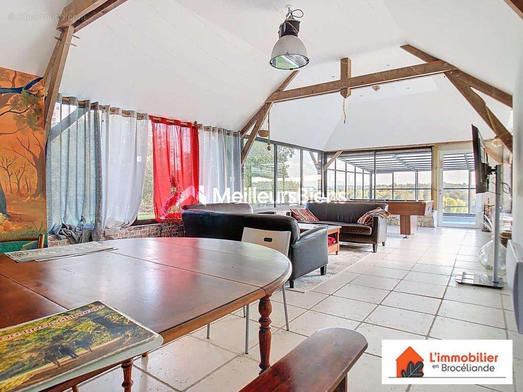 Maison à PLELAN-LE-GRAND