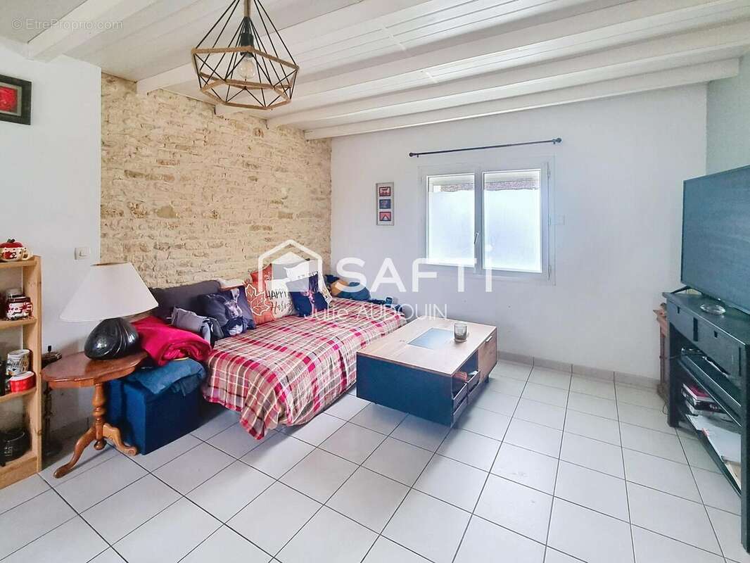 Photo 2 - Maison à SAINT-HILAIRE-DE-VILLEFRANCHE