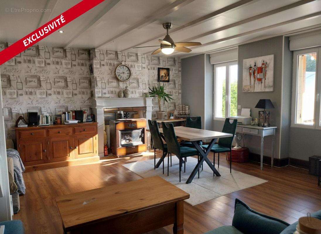 Maison à SAINT-GERMAIN-DE-LUSIGNAN